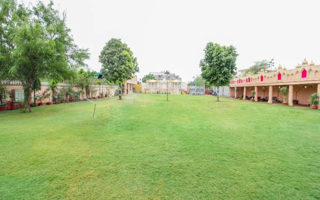 Oyo 15214 Mahal Rajwada Resort