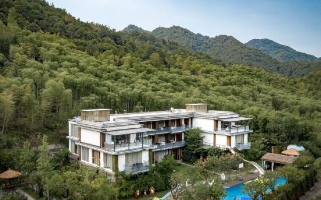 Kaichen Puju Hot Spring Village Resort Hotel