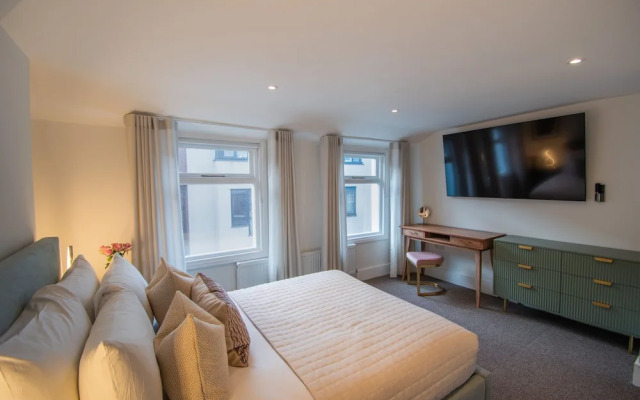 2 Bedroom Flats in Covent Garden
