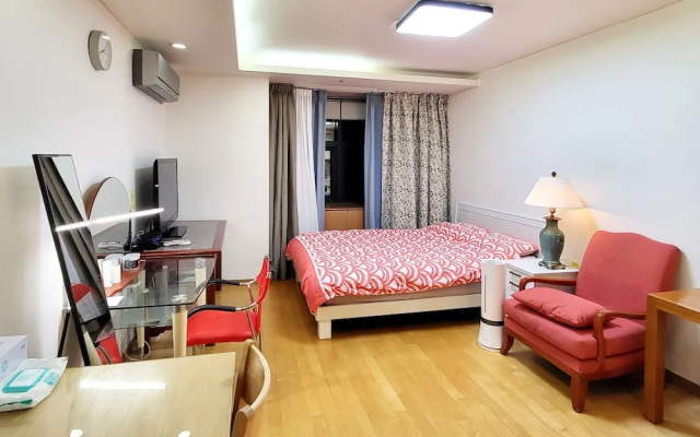 Khan Residence