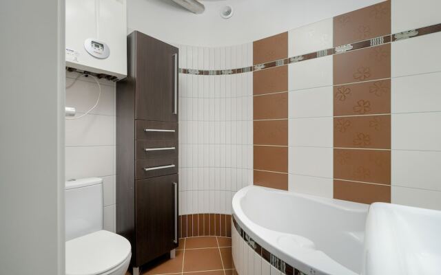 Duplex Apartment in Poznan by Renters