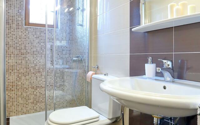 Luxurious Villa in Zadar With Swimming Pool