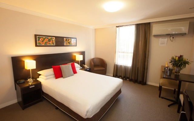 Wine Country Motor Inn – Guest Rooms – Cessnock