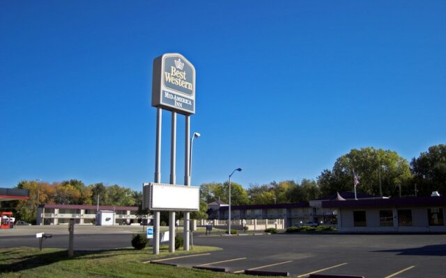 Econo Lodge Inn & Suites Salina