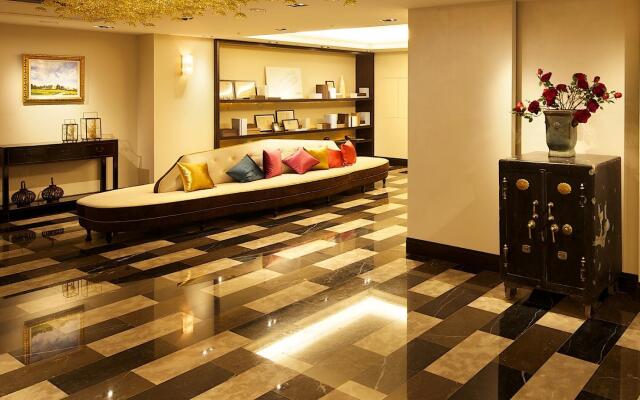 53 Hotel