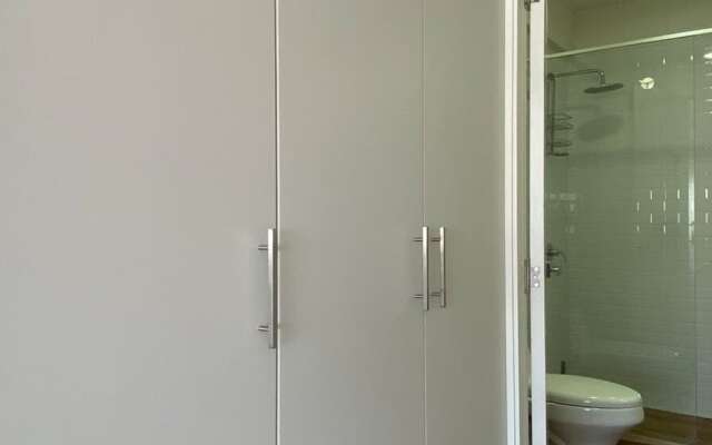 Awesome 3BR With Balcony in Miraflores
