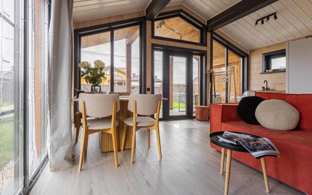 House in TSN Greenwood 7M