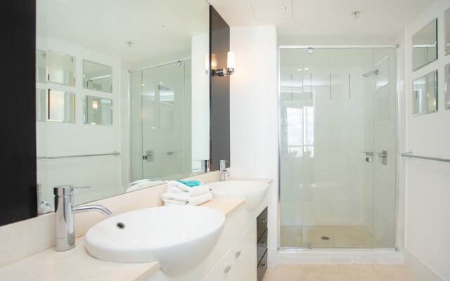 Chevron Renaissance Private Apartments