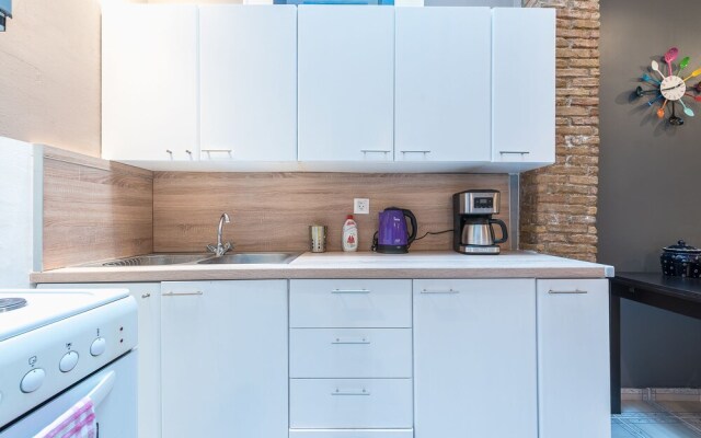 Elegant Kerameikos Apartment