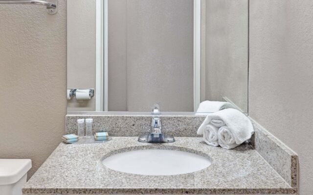 Travelodge By Wyndham Whittier