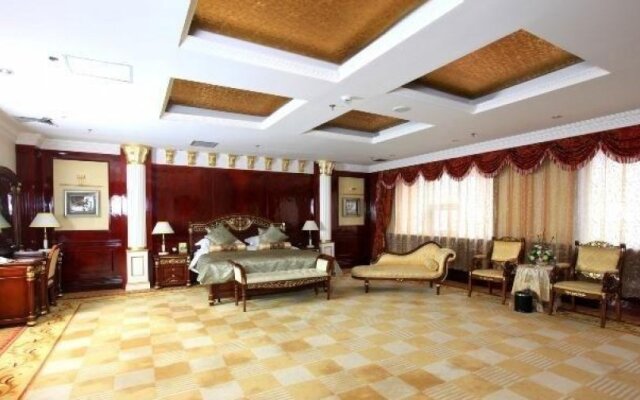 Huazhong Holiday Hotel