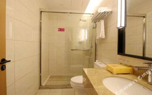 Hansi Hotel
