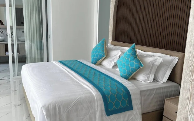 Newly Built "villa Na Bali"