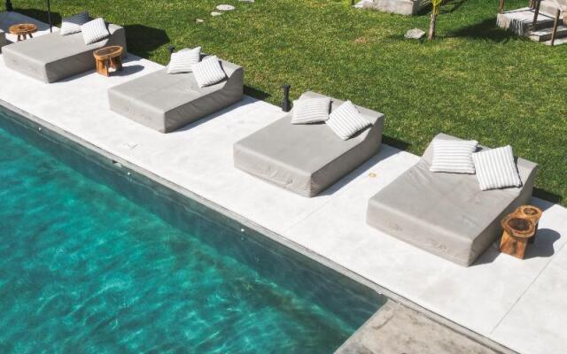 Bora Boutique - Adults Only