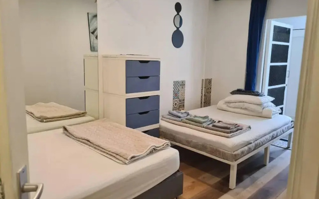 Nice 2 Double Bed in Sunny House in Amsterdam West
