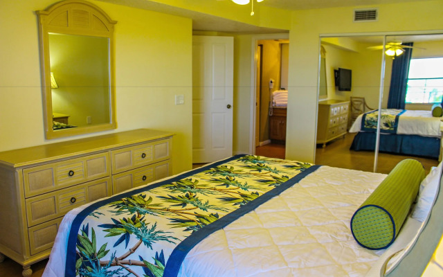 Discovery Beach Resort