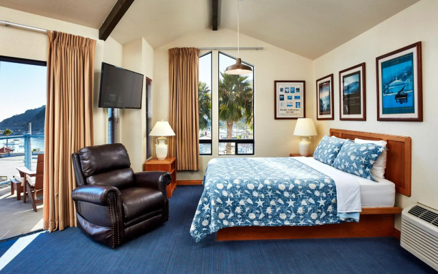 Seaport Village Inn Avalon