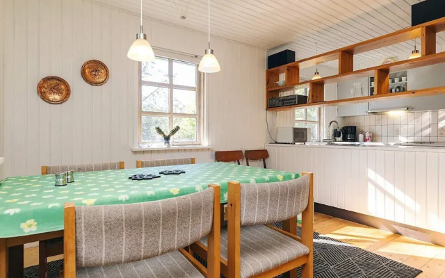 Stylish Holiday Home in Hals near Sea