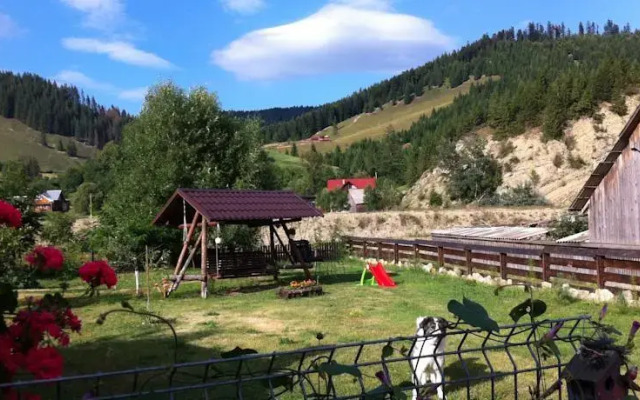 Bucovina Hills Guesthouse