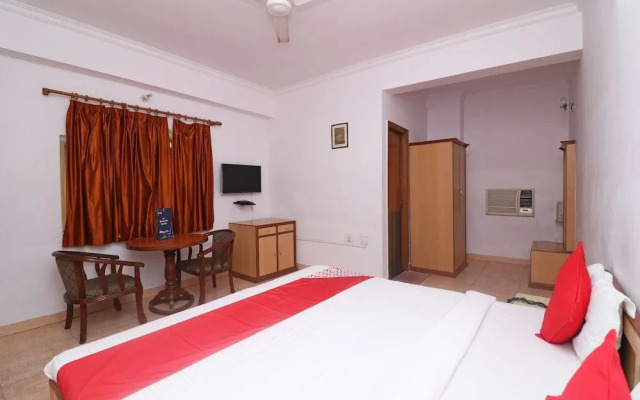 Oyo 24680 Hotel Devansh