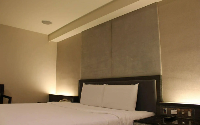 Shihzuwan Hotel - Kaohsiung Station