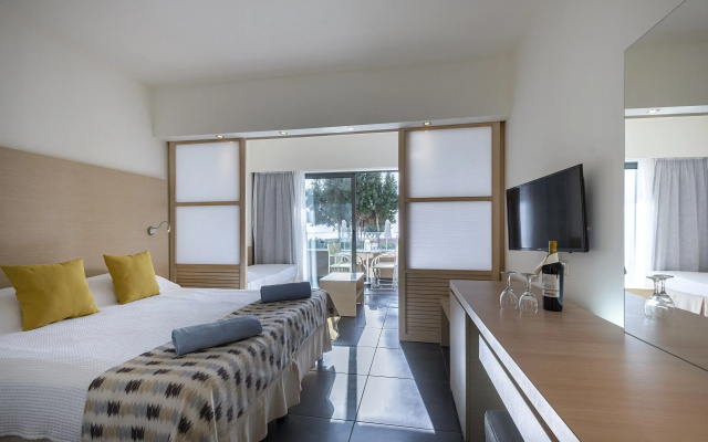 Atlantica Carda Beach