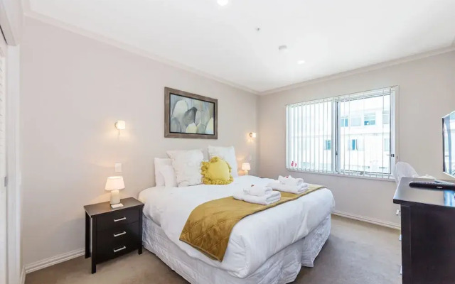 Luxury 3BR Waterfront Penthouse