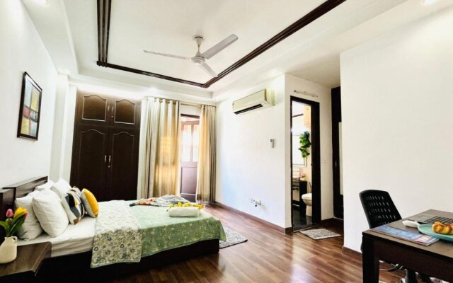 Bluo 1Bhk Green Park - Balcony, Lift, Parking