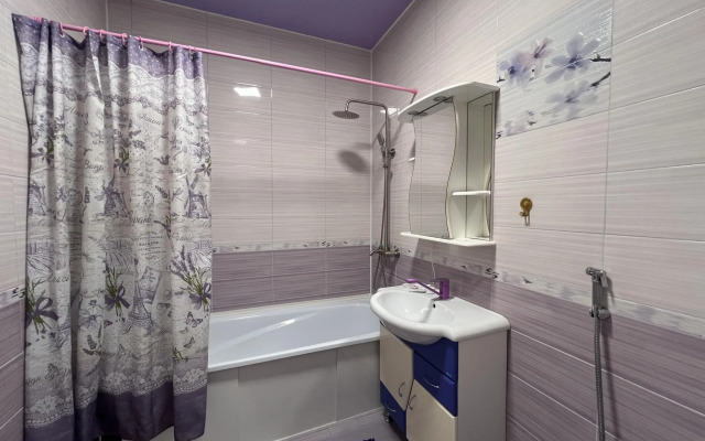 Apart MV apartment on Zheleznovodskaya street 72