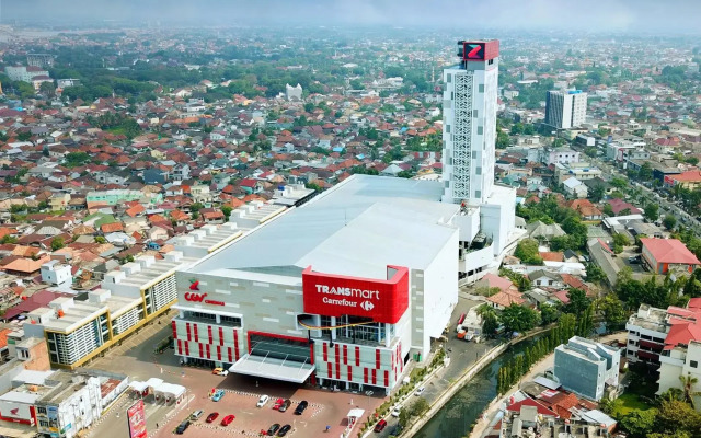 The Zuri Palembang