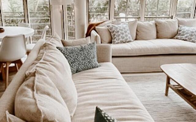 Sea Breeze Apartments
