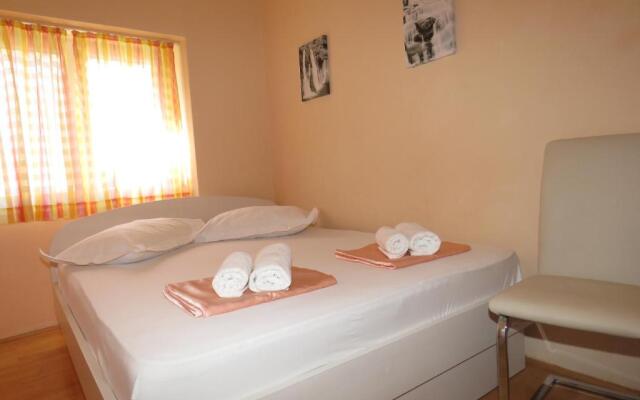 Apartment Central City