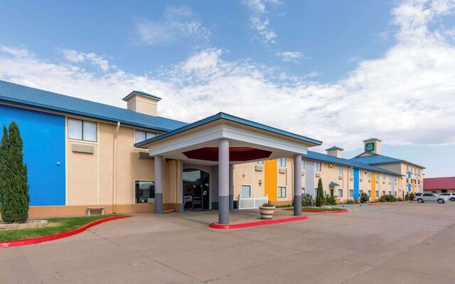Quality Inn And Suites Wichita