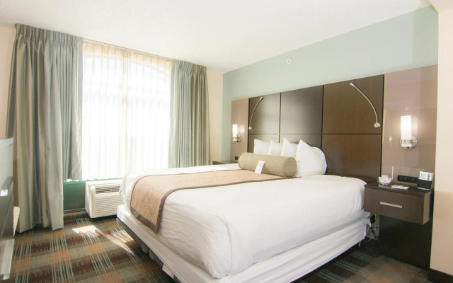 Inn on Destin Harbor, an Ascend Collection Hotel