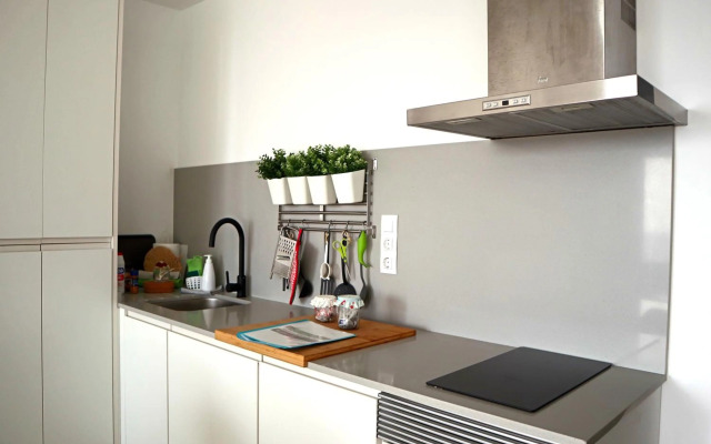 Durmiendo sobre el mar, Vivienda La Baja