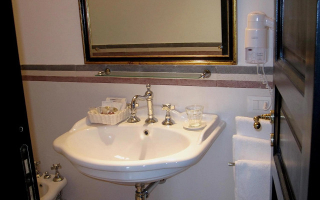 Hotel Santa Marina Antica Foresteria