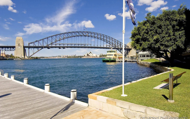Harbourside Apartments