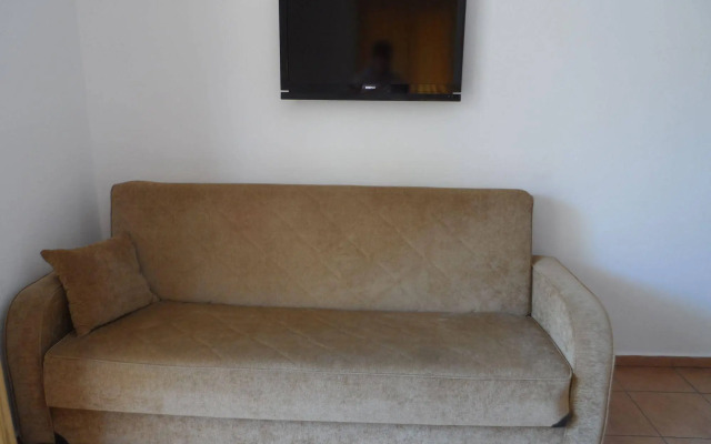 Sebnem Apart & Studios