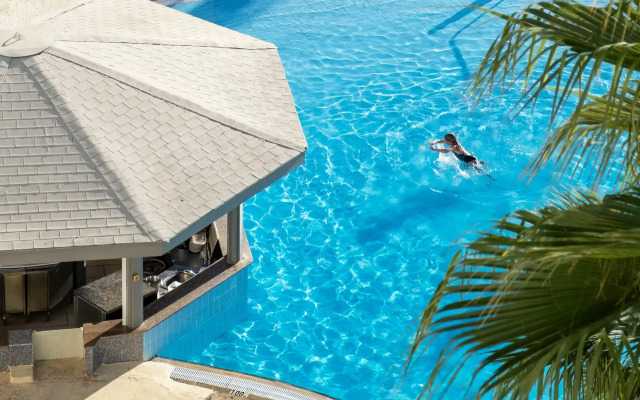 Leonardo Laura Beach & Splash Resort