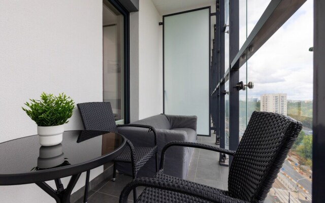 Studio Kasprzaka With Parking by Renters
