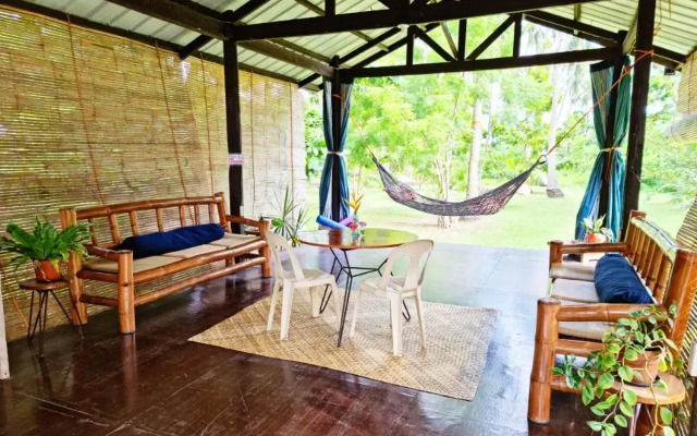 Bahandi Beach Lodge