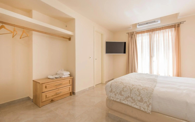 Perla Nera Suites