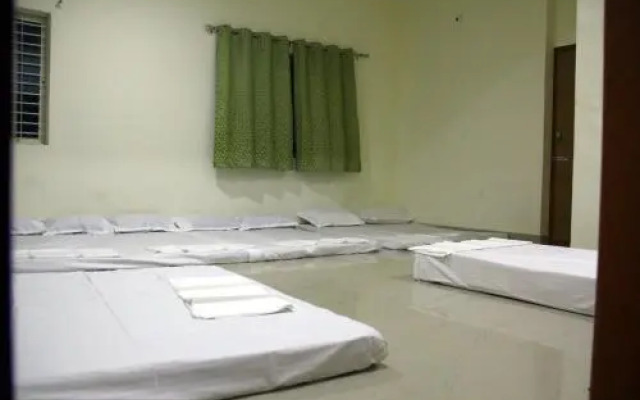 Comforts Hostel
