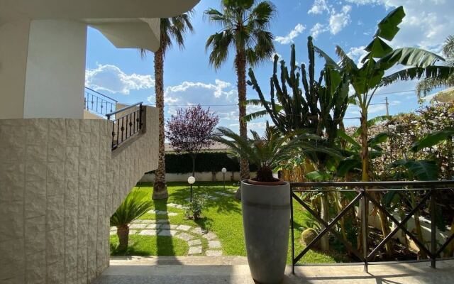 Elegante Villa tra Etna e Mare 2 min da Etnaland