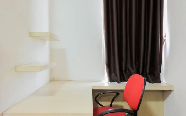 Best Price Studio Apartment at Tamansari Skylounge