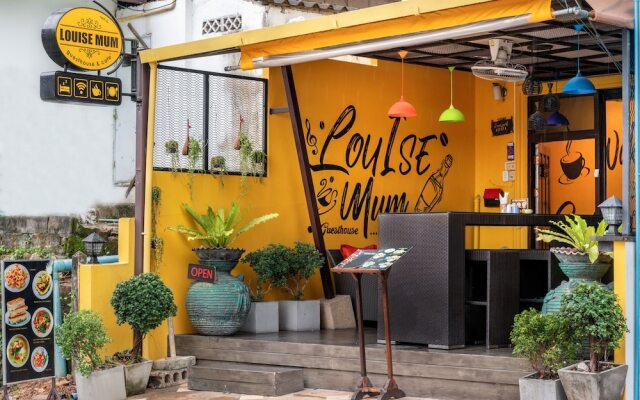 Louise Mum Guesthouse And Cafe