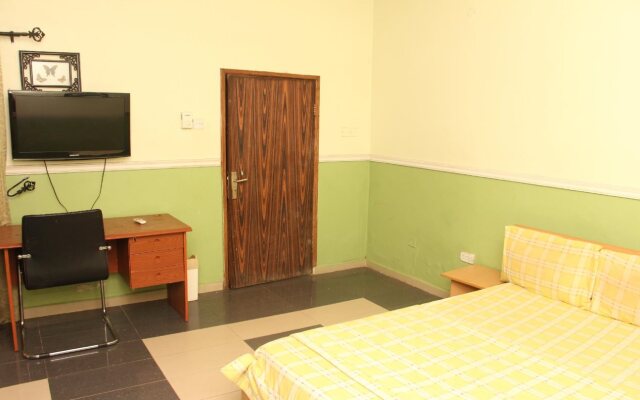 Hotel Charvid