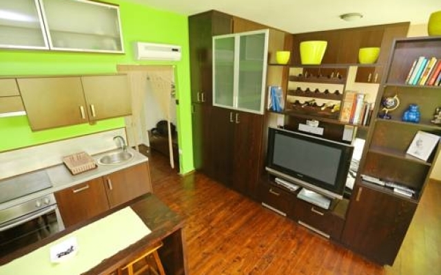 Central Royal Apartments