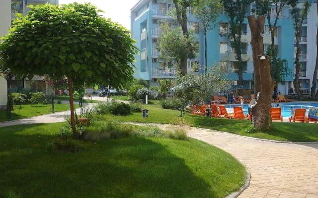 Yassen Apartments