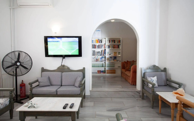Polos Hotel